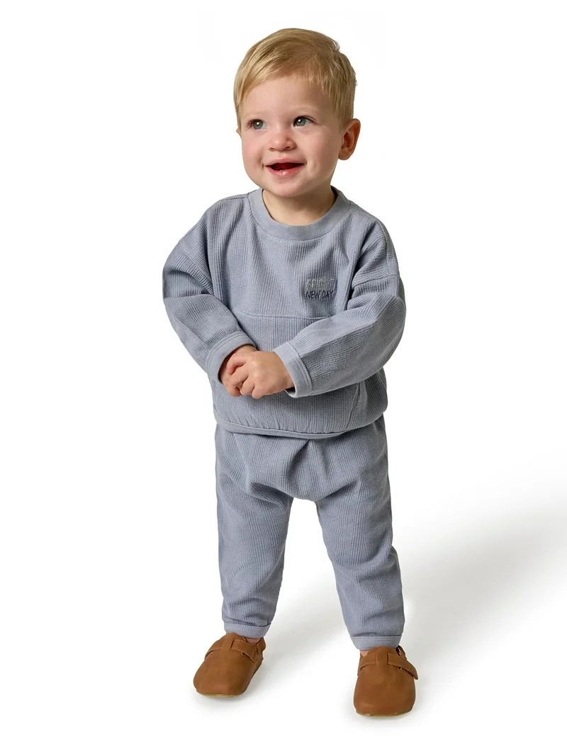 Modern Moments by Gerber Baby Boy Top and Pant Outfit Set with Kanga Pocket, 2-Piece, Sizes 0/3 M... | Walmart (US)