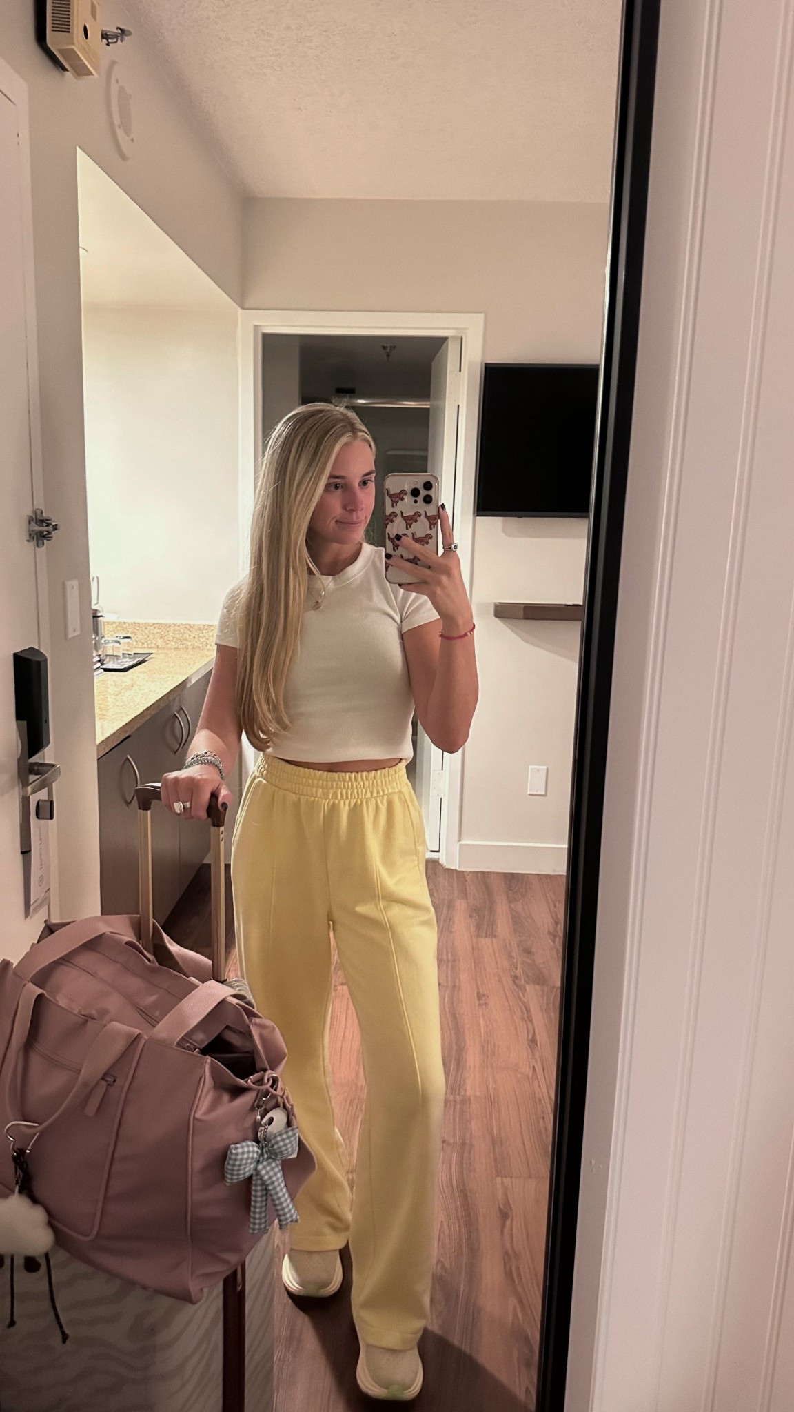 Gap sweat sets > 

#LTKU #LTKHoliday #LTKGiftGuide