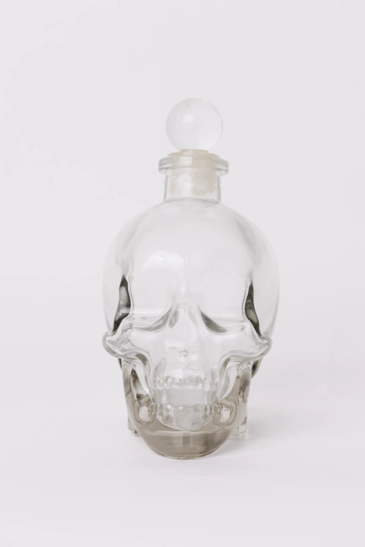 Cross My Heart Skull Decanter | THELIFESTYLEDCO