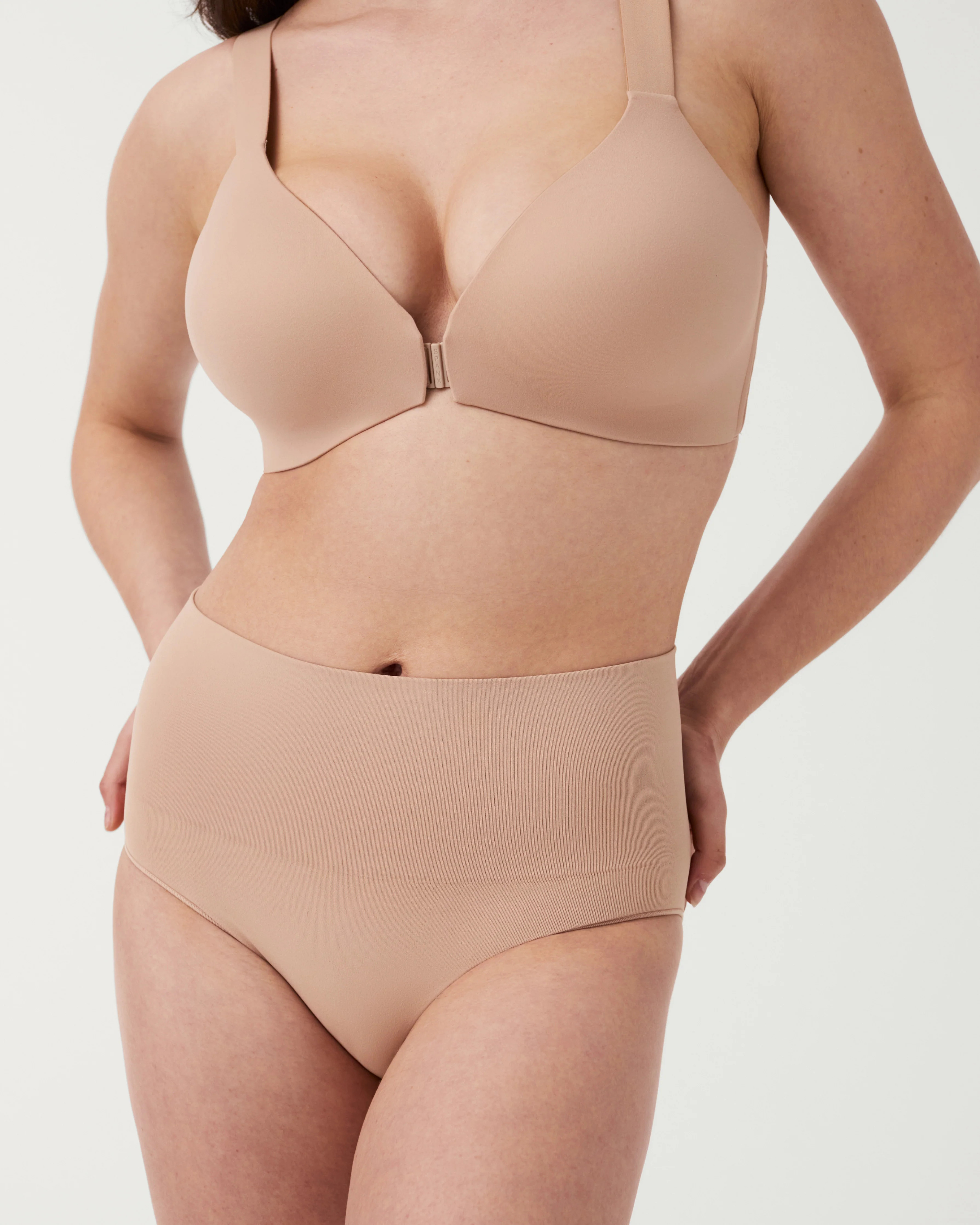 Lightly Lined Wireless Bra | Spanx