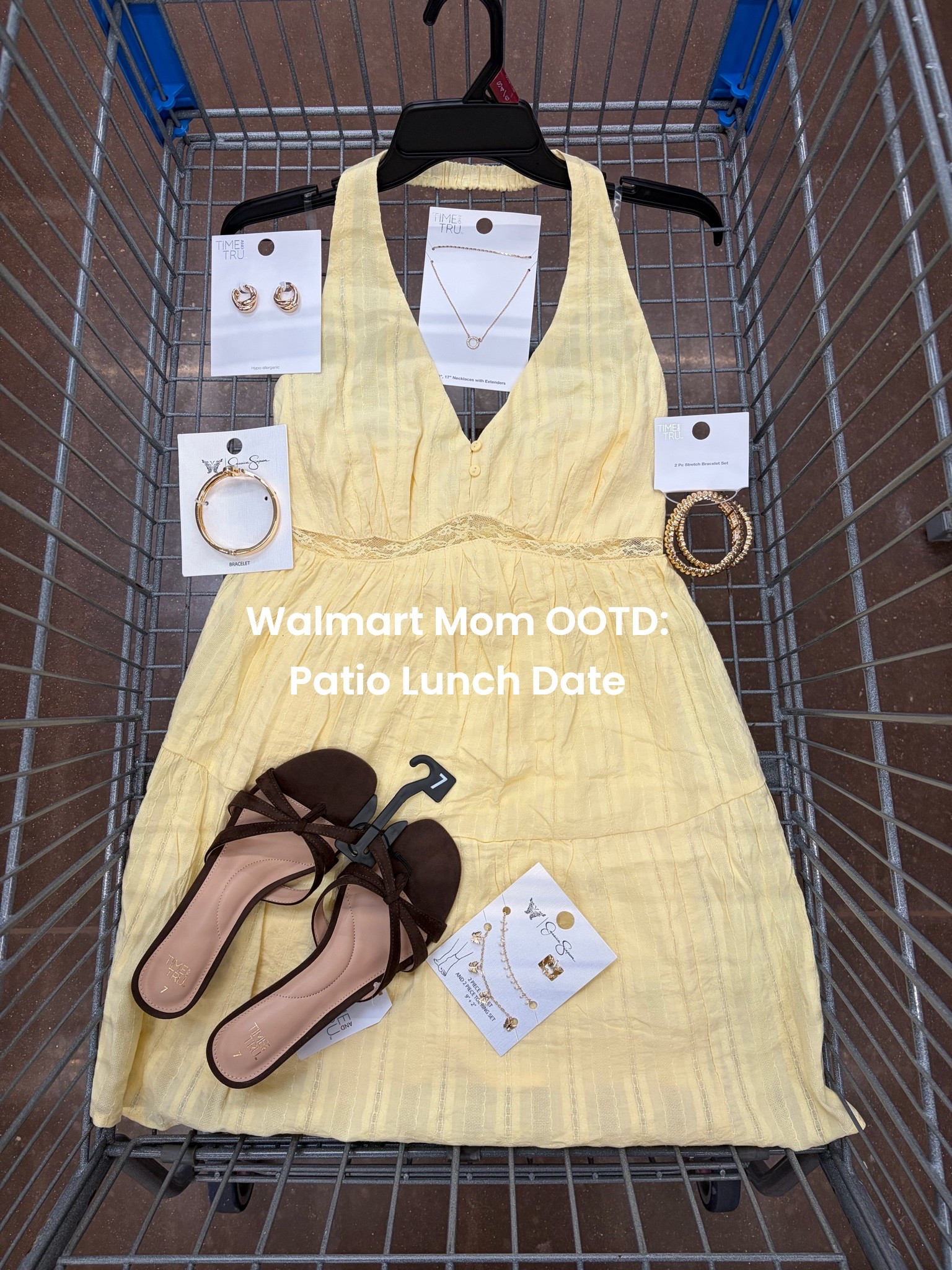 Walmart Mom OOTD: Patio Lunch Date

#LTKmomlife #LTKgrwm #LTKootd