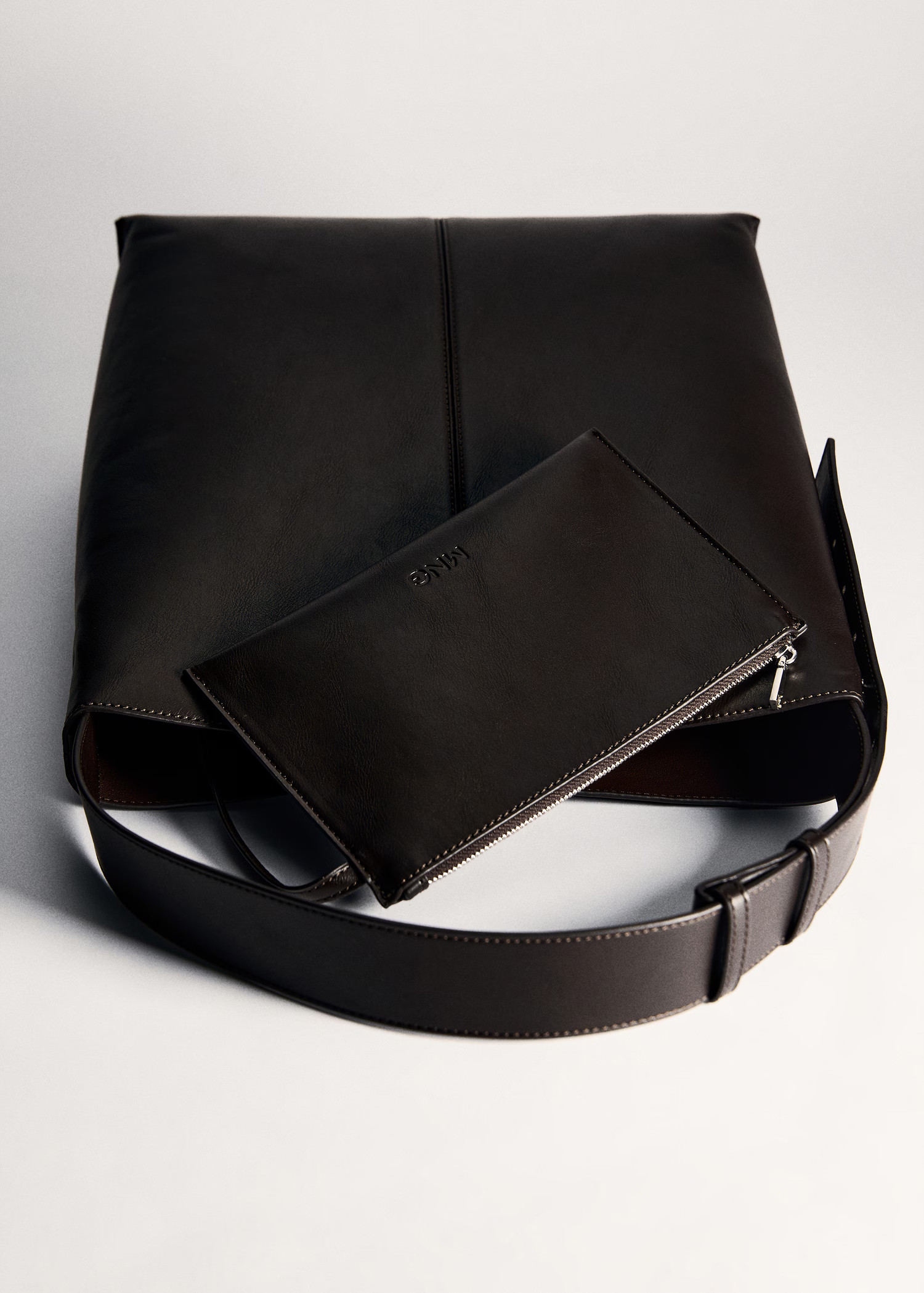 Short handle shopper bag | MANGO (UK)