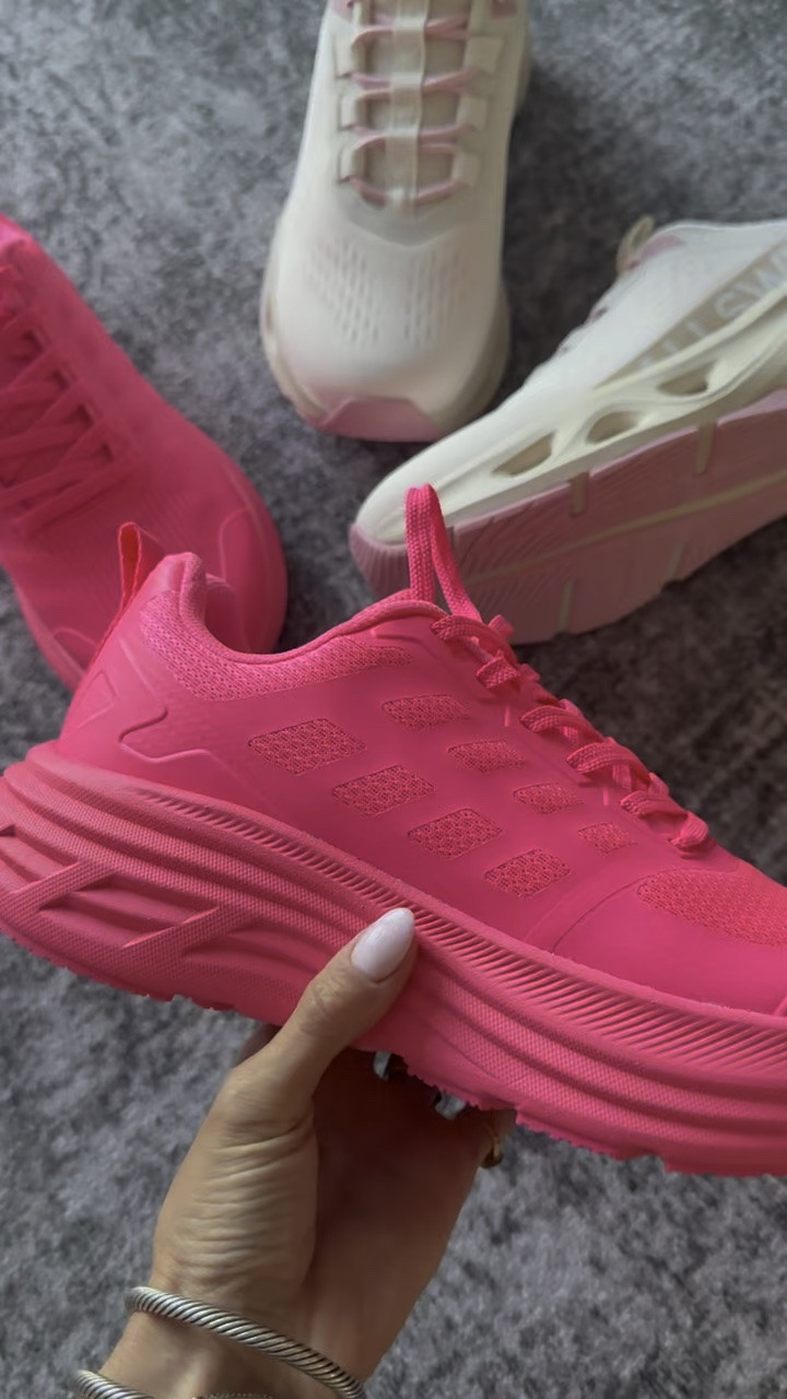 Amazon sneakers that look like the expensive brands and fit so well and comfortable for workouts

#LTKSaleAlert #LTKgrwm #LTKfitnessgoals
