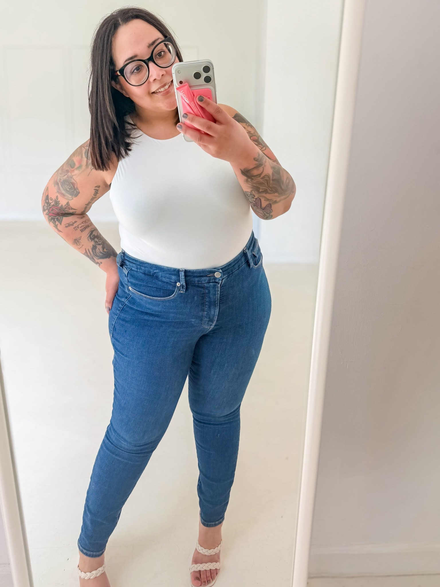 Soft structure with a little edge. This Victoria’s Secret bodysuit in size XL drapes smooth and easy while still holding its shape, giving that barely there feel with a clean sculpted finish. Paired with Good American jeans in size 15, the fit is relaxed but intentional, a high rise that hugs without squeezing and moves like it was made for you.

It feels effortless, a little undone in the best way, but still pulled together. The kind of look that flows from day into night without a second thought. Comfortable, fluid, and quietly bold.

#LTKSaleAlert #LTKPlusSize #LTKootd