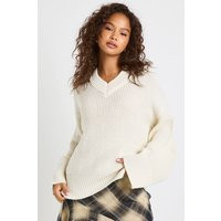 Womens V Neck Chunky Knitted Sweater - White - S | boohoo (US & Canada)