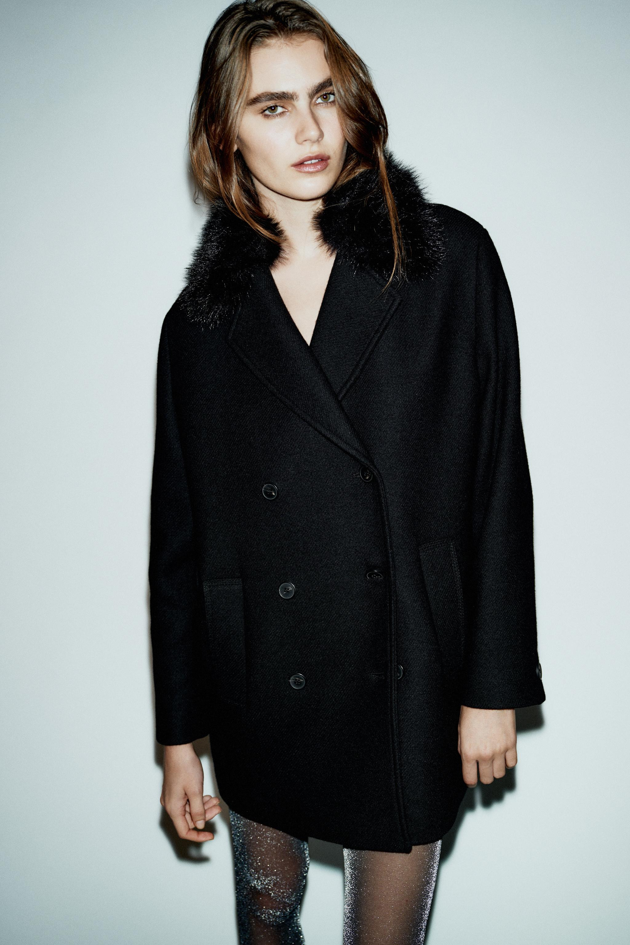 SHORT WOOL COAT WITH FAUX FUR LAPEL | Zara US