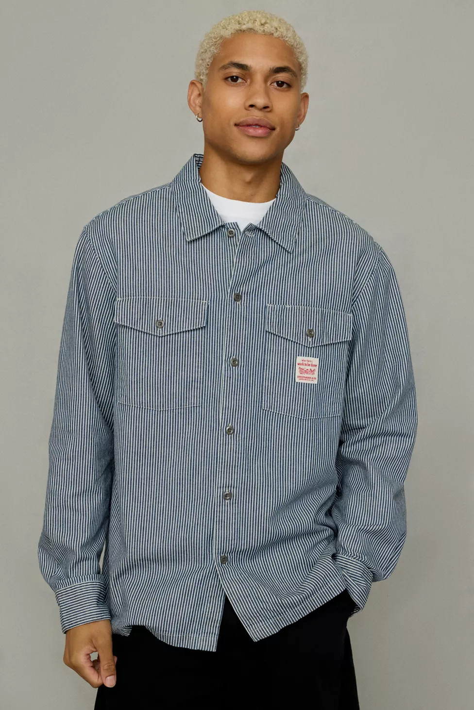 Levi’s® Worker Long Sleeve Shirt | Urban Outfitters (US and RoW)
