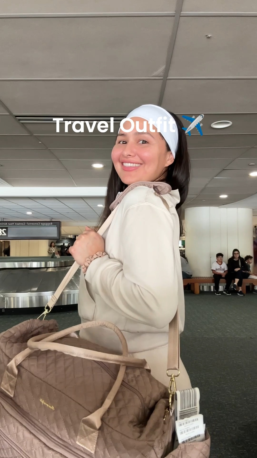 Size: Large
Height: 5’5”
Weight: 155

This travel set and bag are so cute! I loved that it was monochromatic. The bag matched perfect with my outfit. I was able to fit my laptop, extra clothes, and snacks. Perfect for a carry-on. 

#LTKFindsUnder100 #LTKTravel #LTKActive