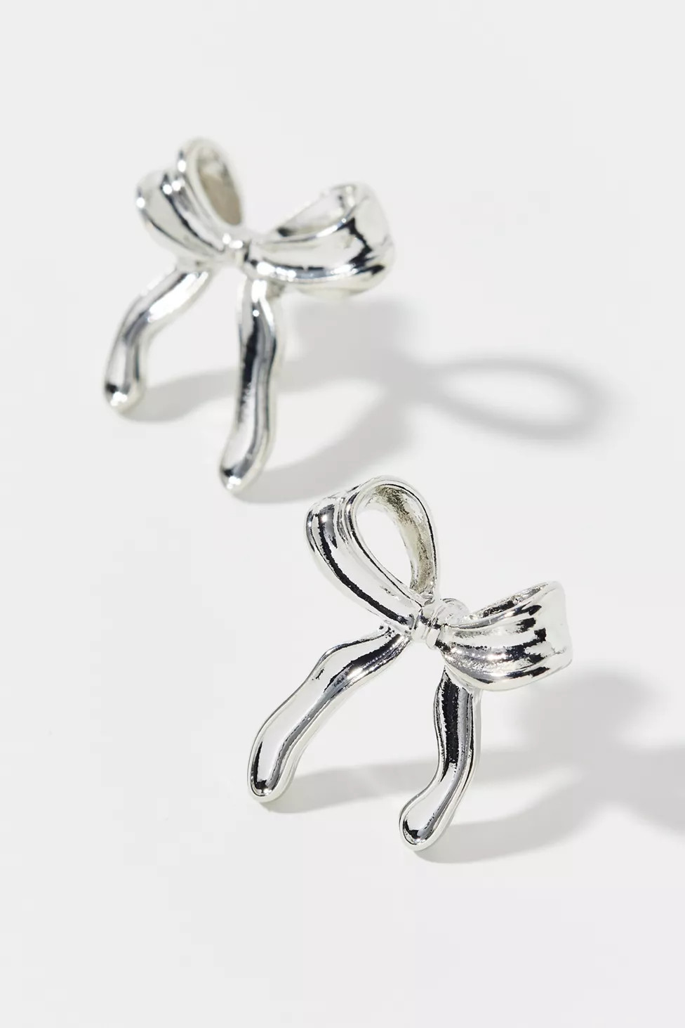 Metal Bow Earring | Urban Outfitters (US and RoW)
