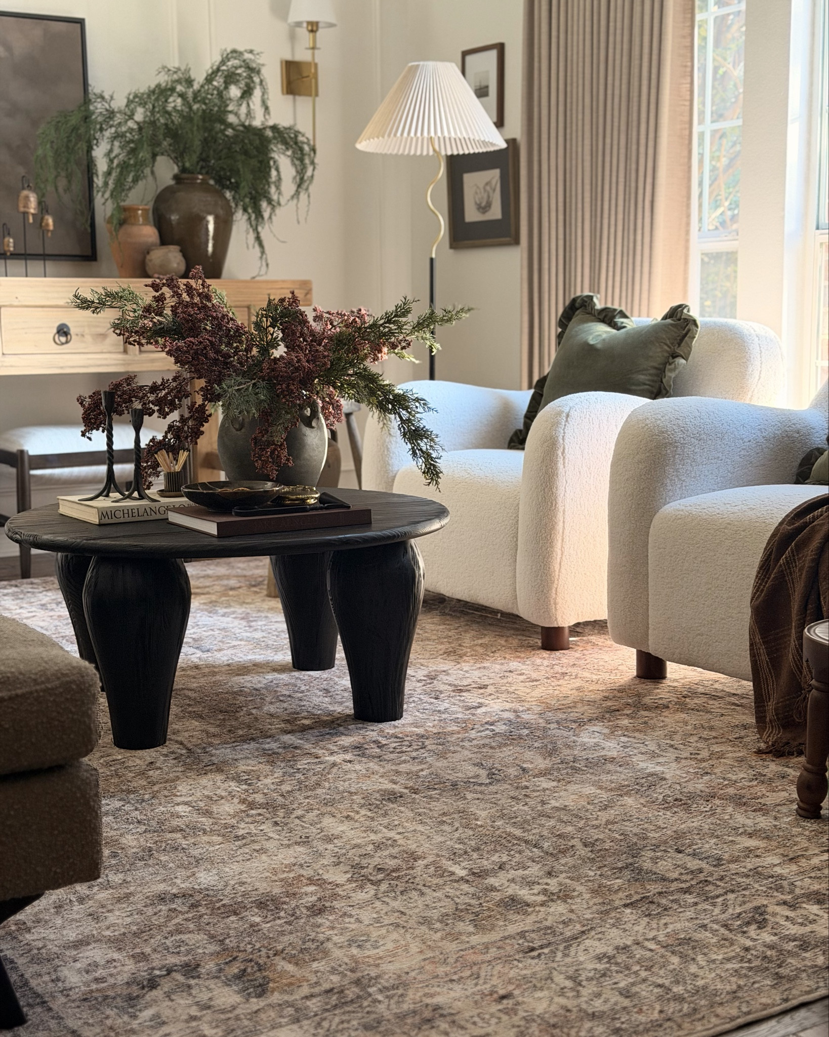 My rug is an amazing price with Wayfair right now! It’s sooo soft and has the most beautiful earthy tones 😍

#LTKHome #LTKHoliday #LTKSeasonal