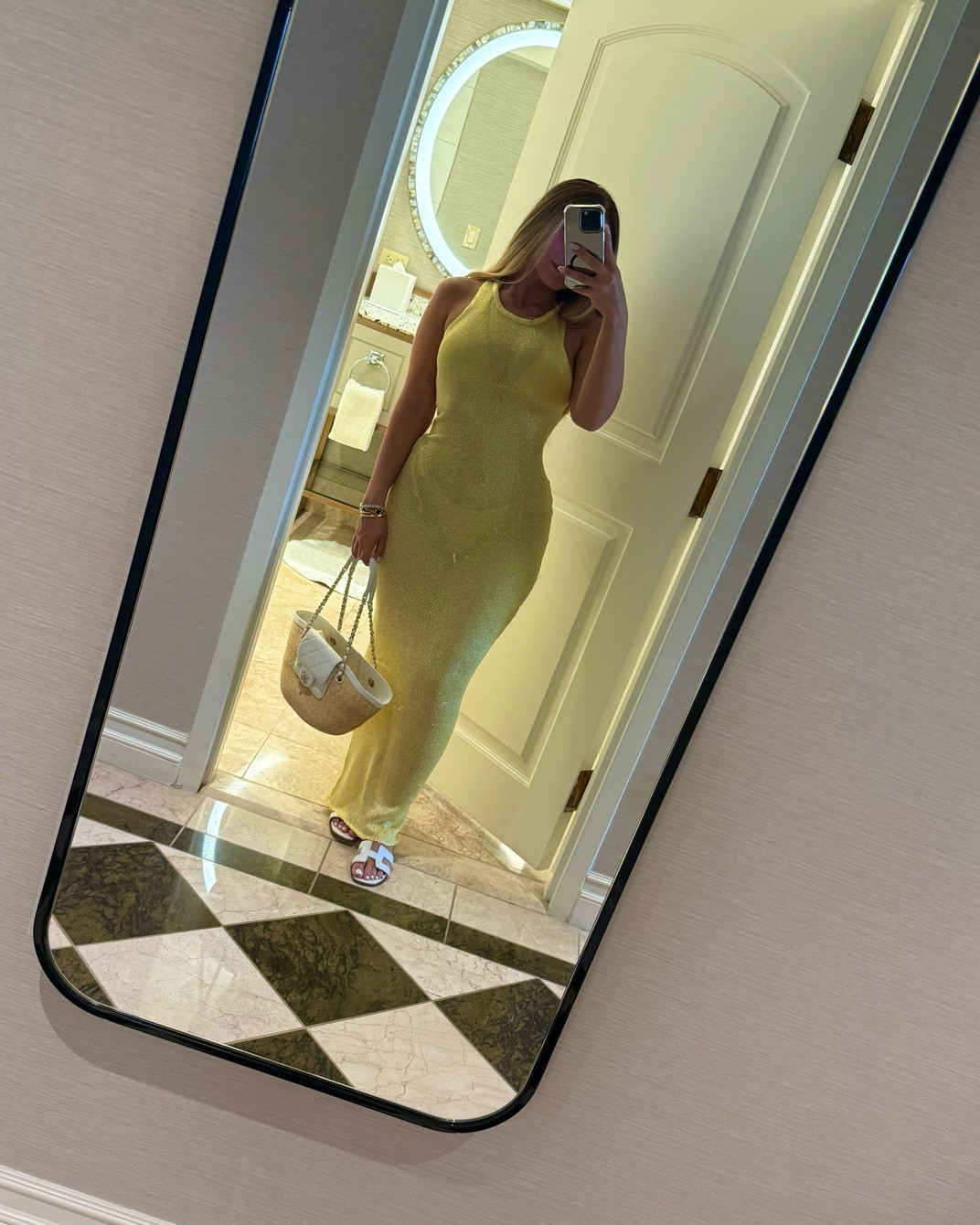 VEGAS OOTD - Yellow pool look 💛

#LTKgrwm #LTKootd #LTKSwim