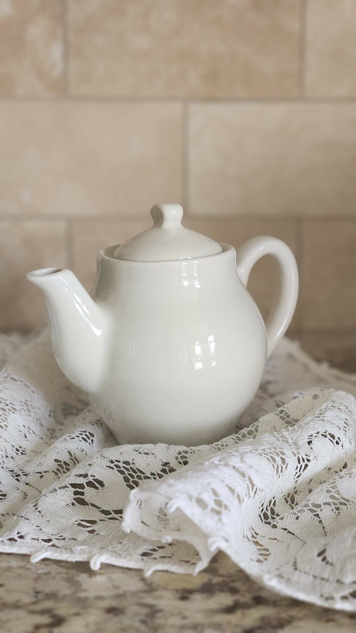 Perfect Teapot – White Stoneware – Mayer China Co. Beaver Falls PA | Vintage Keepers