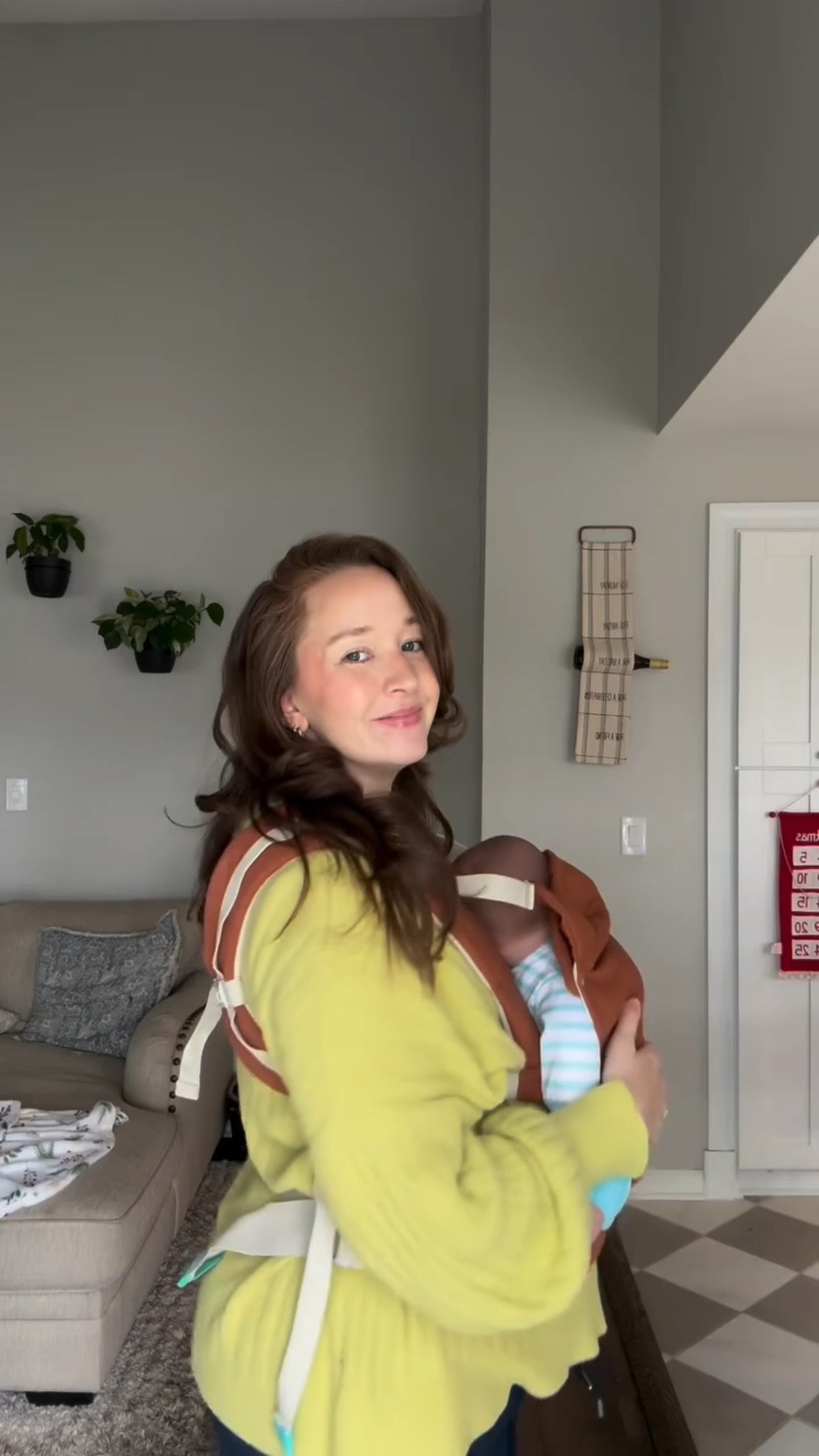 This is the easier baby carrier I’ve seen yet! My husband has already claimed this one 😂 

Head to the link in my bio or Amazon to search “Grownsy Baby Carrier” and use my discount code for 30% off or learn more!

Code: HOLLEI028 (30% off, valid until Dec 14)
#grownsy #grownsybabycarrier #grownsyblackfriday #babycarrier #pregnantlife