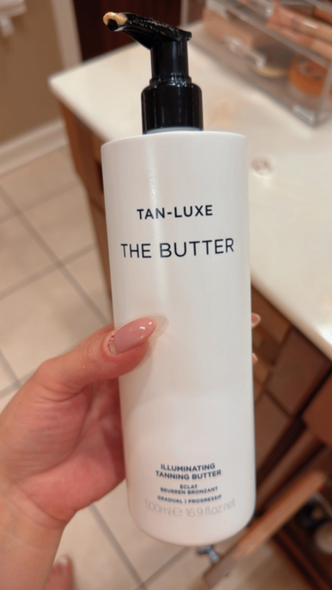 When you’re desperately trying to beat the winter uglies and/or how you look four months postpartum, may I suggest this 😅

#LTKSeasonal #LTKBeauty