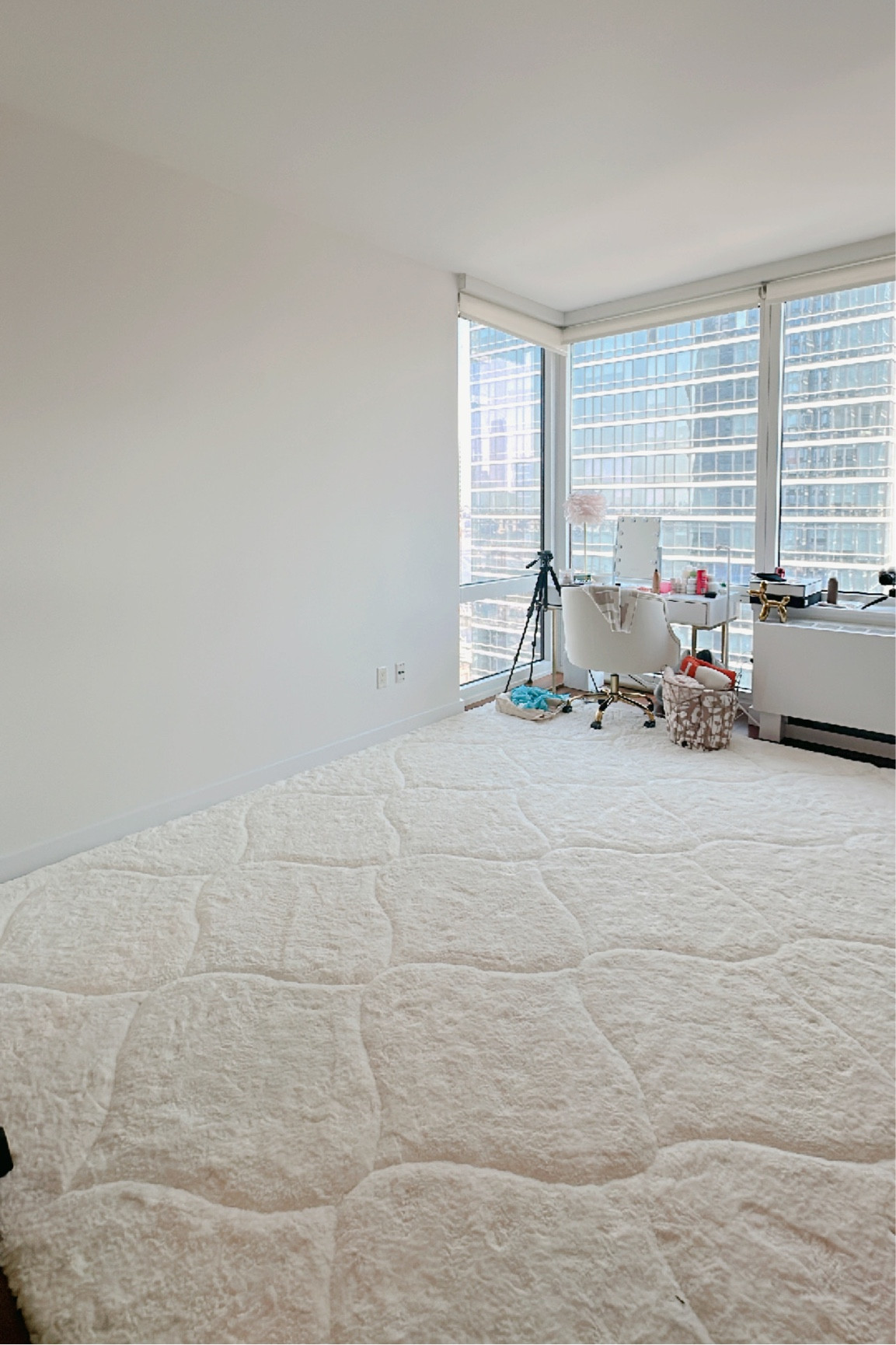 Living room rug!!

#LTKhome #LTKfamily