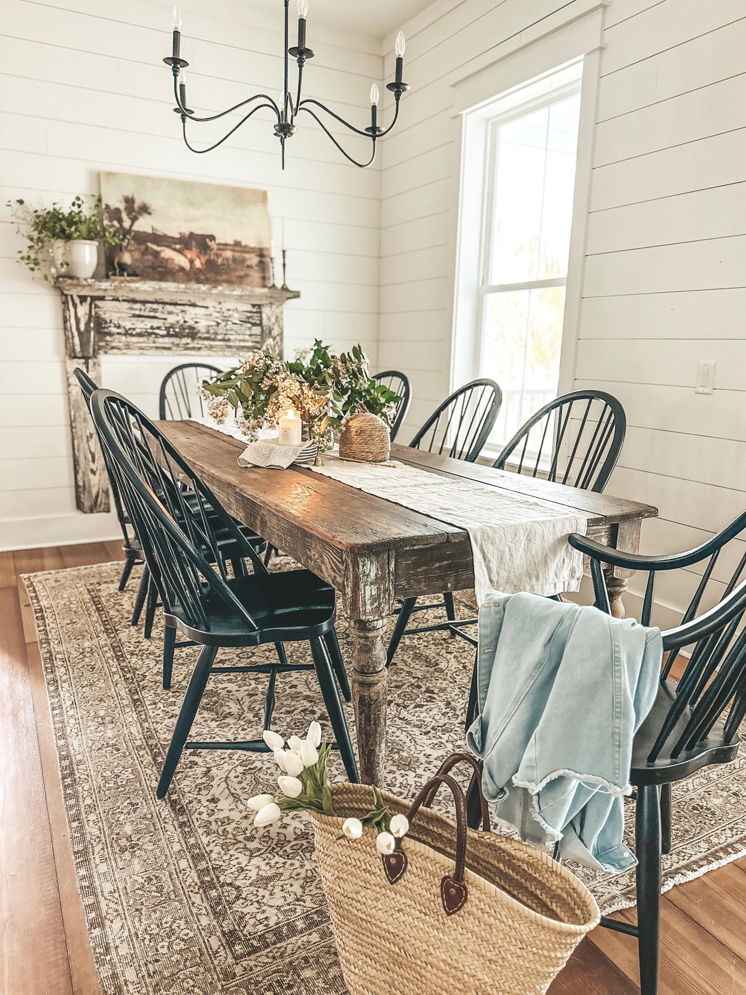 Summer farmhouse dining room 

#LTKSeasonal #LTKhome #LTKFind