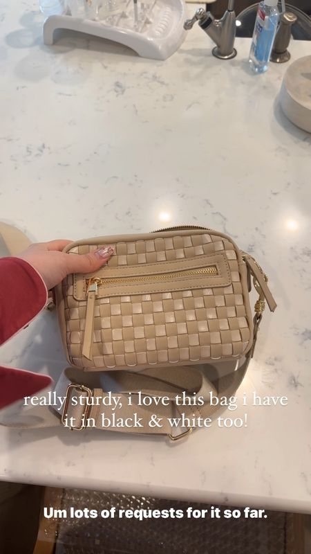 Neutral purse - checkered tan 
I have this in black & white too. It’s a great, sturdy purse! 

#LTKVideo #LTKstyletip #LTKitbag