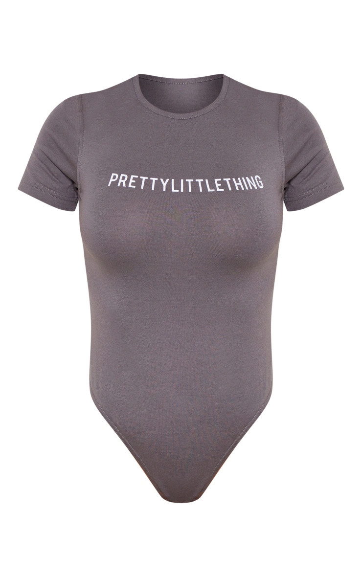 PRETTYLITTLETHING Logo Charcoal Short Sleeve Bodysuit | PrettyLittleThing US