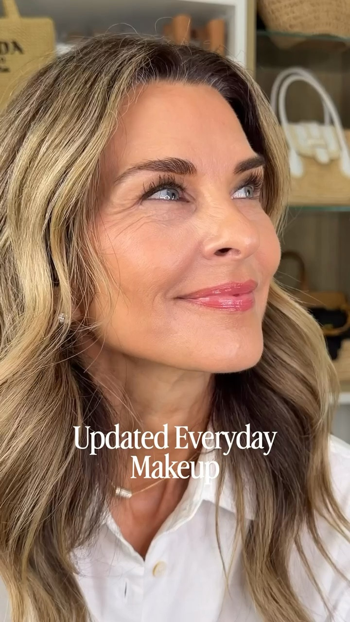 -Chanel gloss -172
-Esta Lauder lip liner 15 Blush 
-Merit solo shadow sheen shades Glacé & Iris
-Patrick TA blush shade she’s seductive
-Sarah Creal concealer shade power nap
-Refy bronzer shade tan
-IT cosmetics foundation DO IT ALL, shade med cool 315
-BKBEAUTY brushes code TAMMYC10

#LTKgrwm #LTKOver40 #LTKBeauty