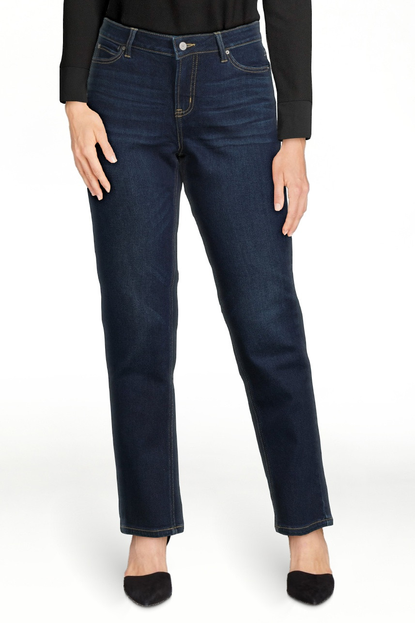 Time and Tru Women’s Mid Rise Straight Leg Jeans, Sizes 0-22, Regular & Short Inseams - Walmart... | Walmart (US)
