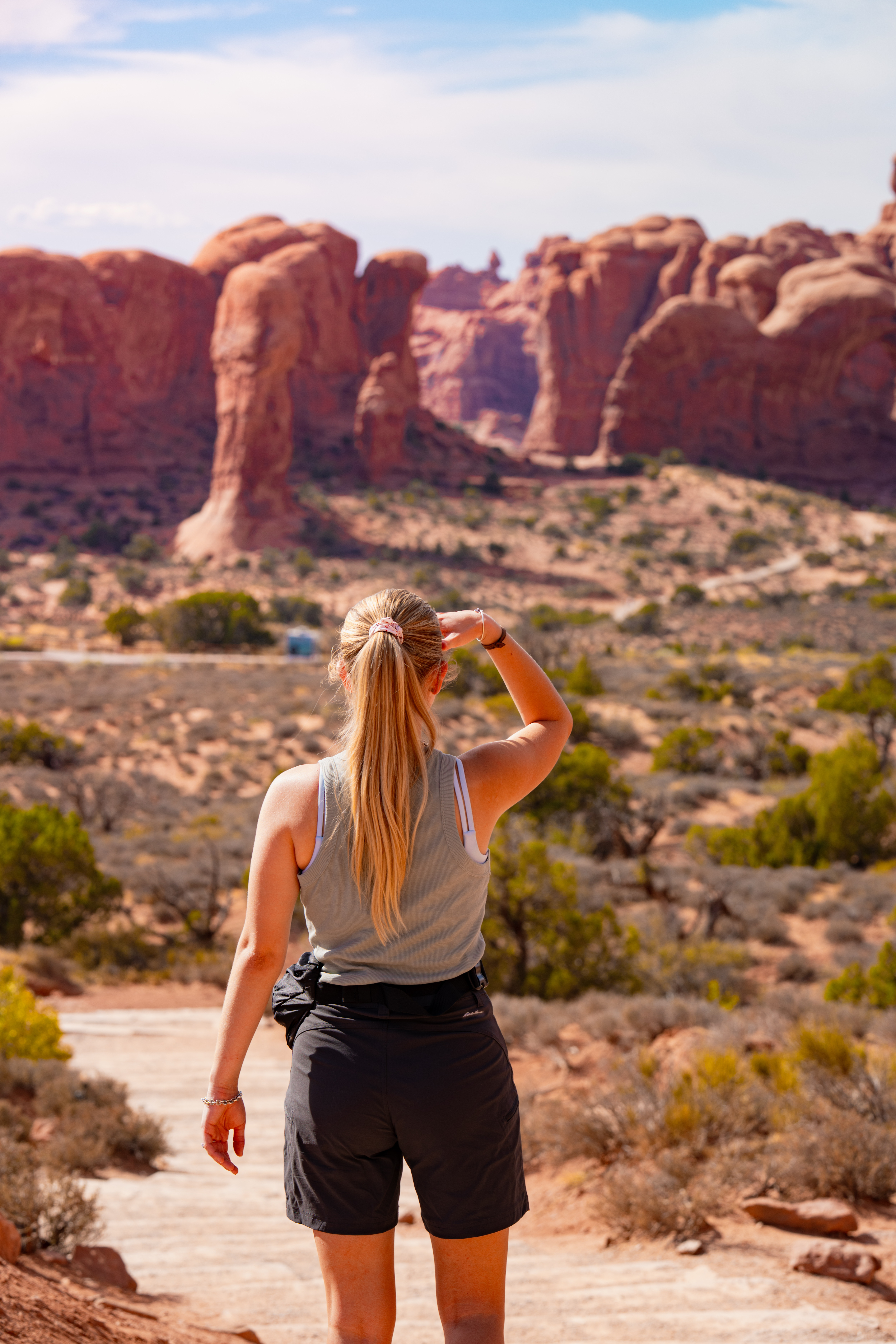 The perfect hiking outfit for Arches National Park 🧡🏜️

Arches National Park outfit, Arches outfit, Moab outfit, Utah hiking outfit, national park outfit, hiking outfit women, hiking clothes, desert hiking outfit, outdoor outfit, hiking gear, Utah outfit, women’s hiking clothes, adventure outfit, national park style, Moab Utah  

 #LTKootd #LTKActive #LTKTravel