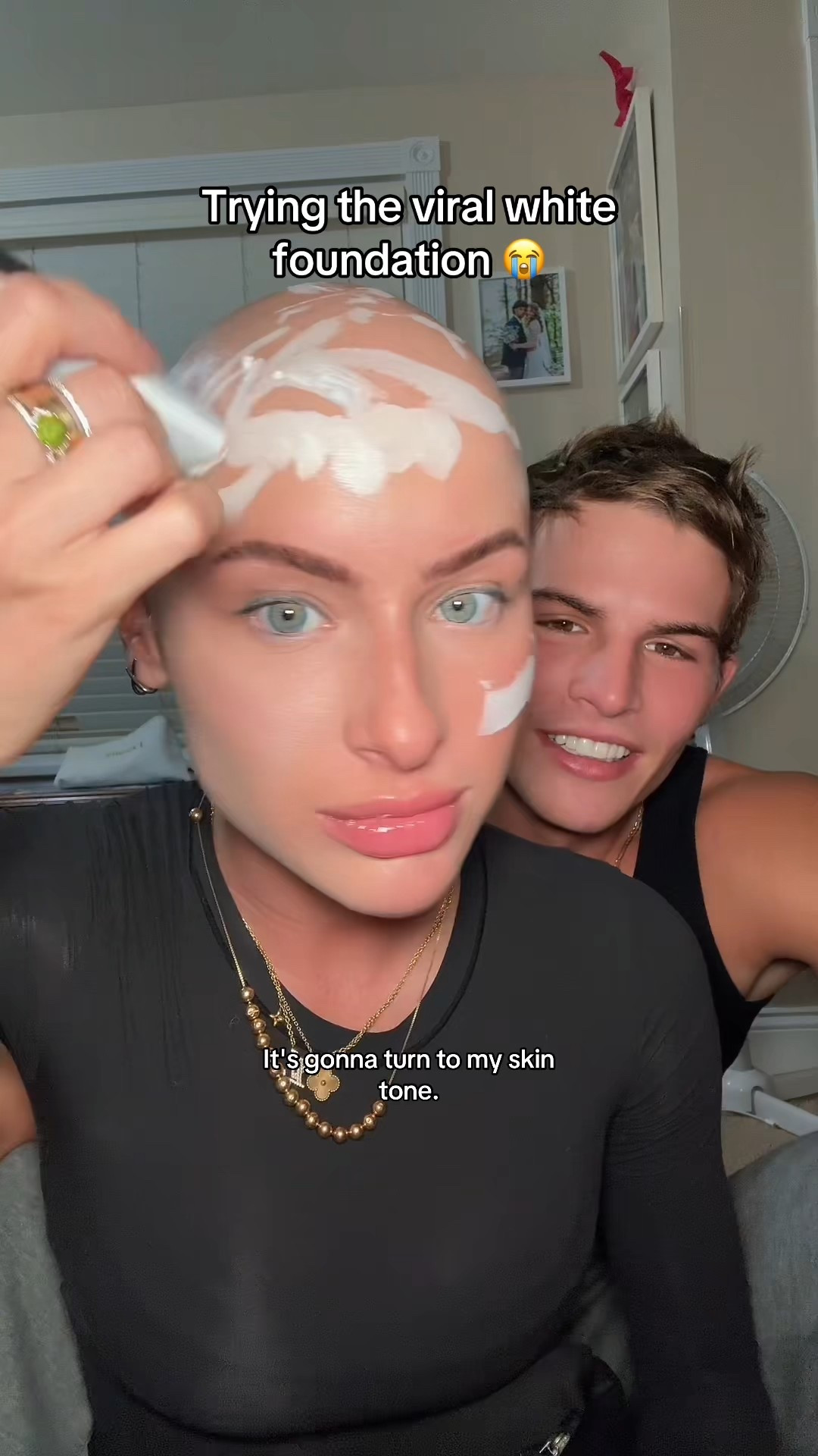 VIRAL WHITE FOUNDATION 

#LTKGiftGuide