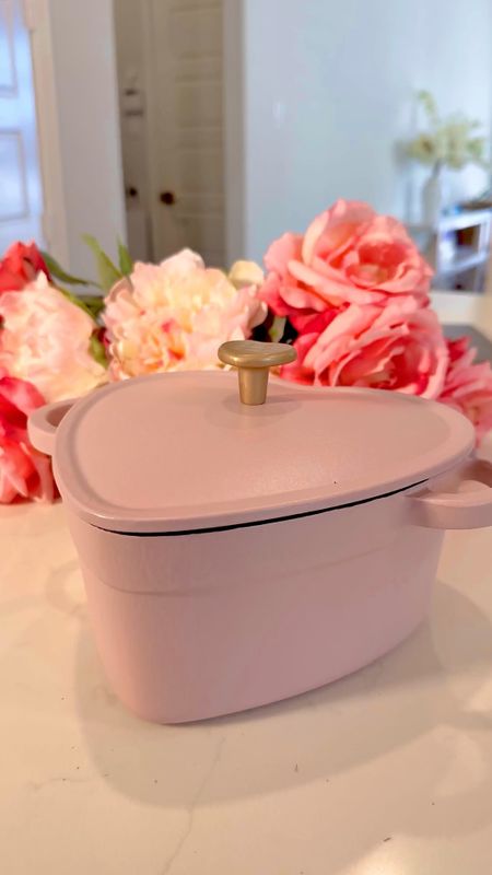 Shop my beautiful pink Dutch oven now before it sells out again! @walmart 

I use mine all year long #walmart #walmarthome #walmartfinds 