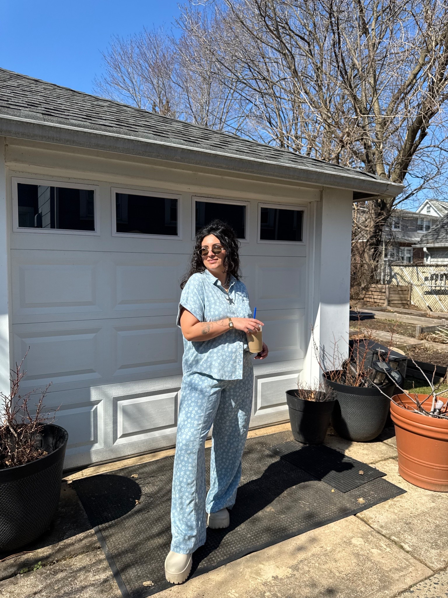 Matching set- flag & anthem
Sunglasses- Primark
Shoes- Target
Jewelry- Tjmaxx & marshalls 

#LTKgrwm #LTKSpringSale