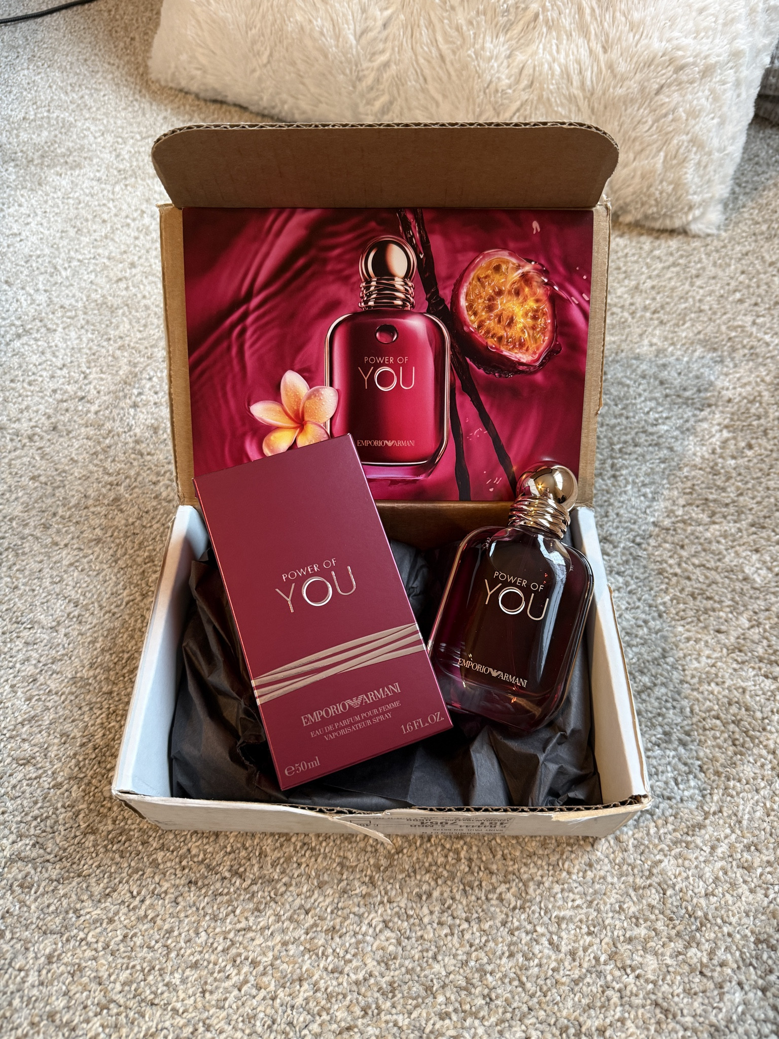 Minimal, fruity & effortless ✨ some of the best smelling perfume i've smelled in a while! TYSM Armani Beauty for sending this over  

 #LTKselfcare #LTKBeauty