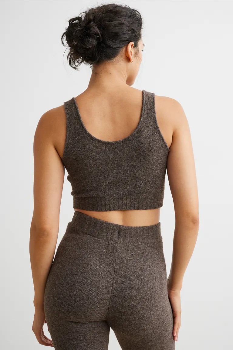 Fine-knit cropped sweater vest | H&M (UK, MY, IN, SG, PH, TW, HK)