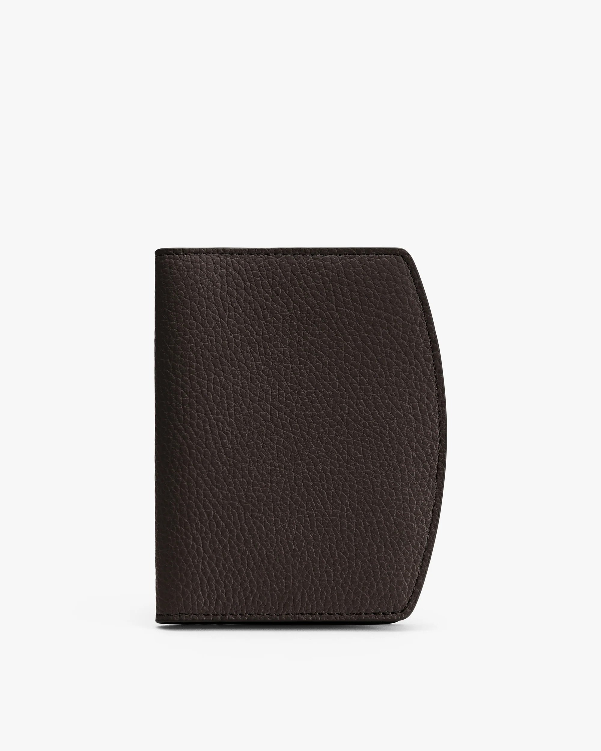 Cuyana Passport Cover in Mocha