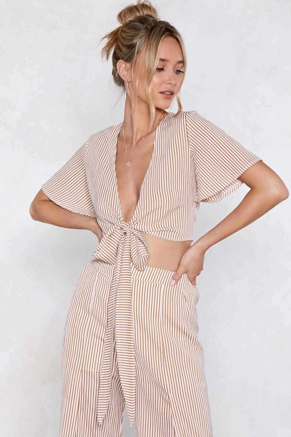 Feel the Breeze Tie Top | NastyGal (US & CA)