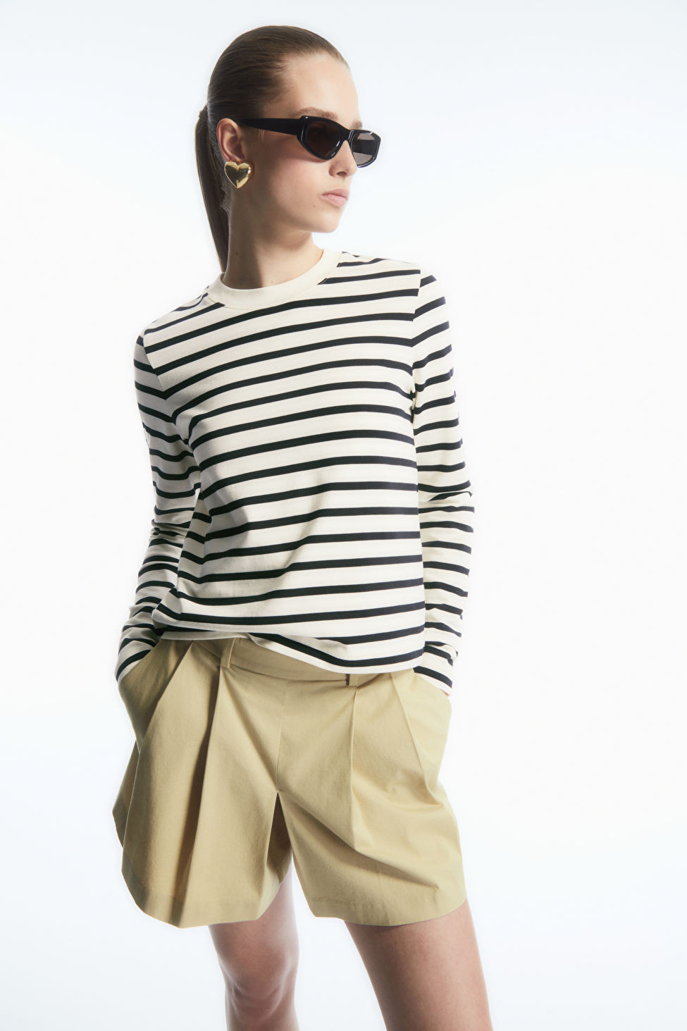 REGULAR-FIT HEAVYWEIGHT LONG-SLEEVED T-SHIRT | COS UK