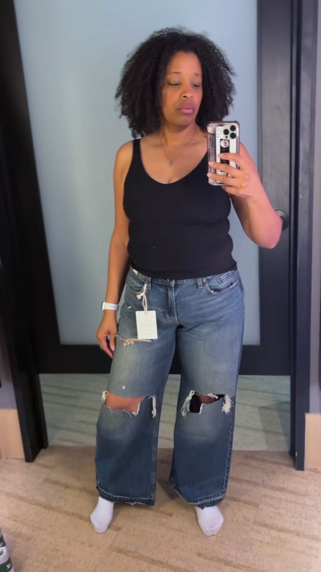 Abercrombie & Fitch jeans fit like a glove 

#LTKMidsize #LTKOver40
