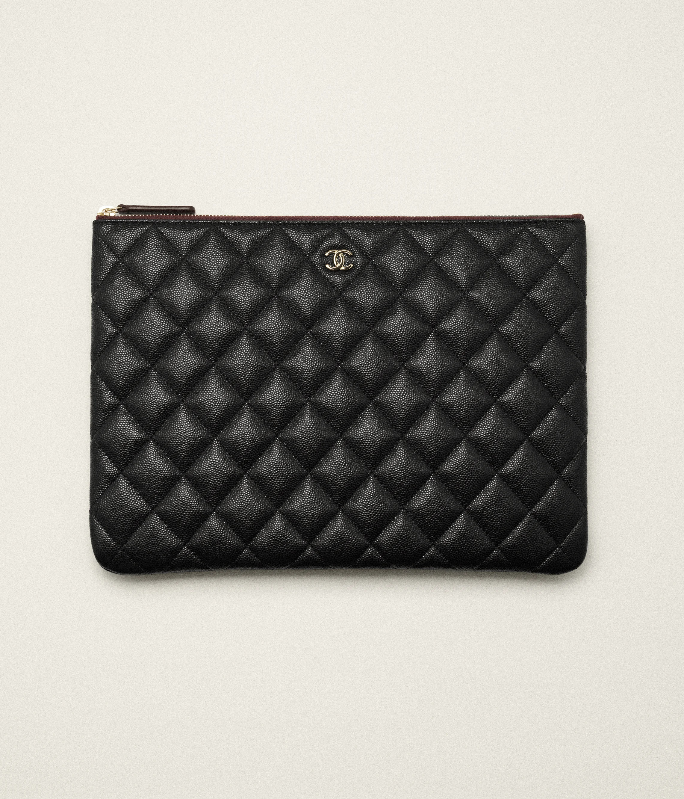 Classic Zipped Case | Chanel, Inc. (US)