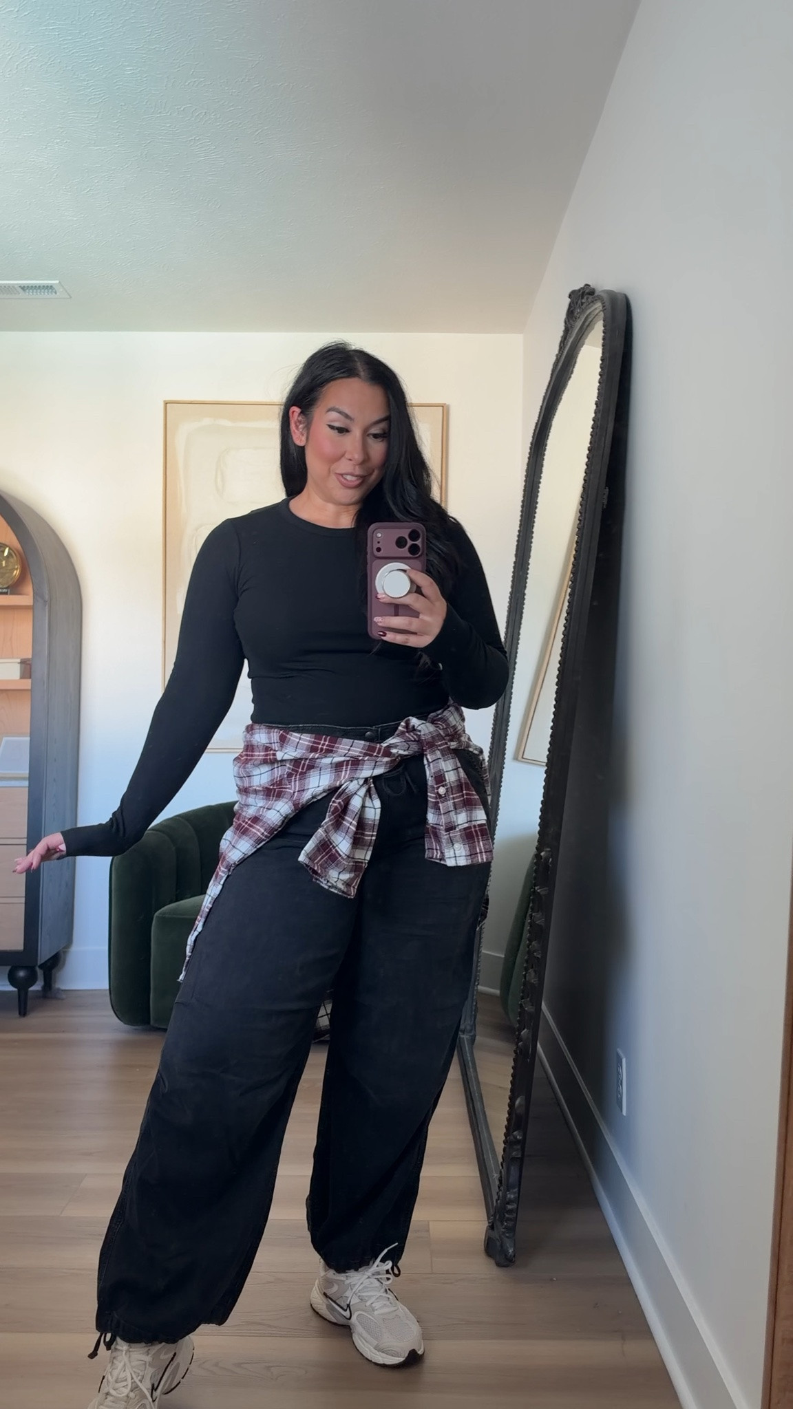I love these pants so much! Super stretchy, soft belly friendly, and this top is so soft. I also really love adding a flannel for some fun contrast. Wearing an XL on the bottom and a L on top. Also, American Eagle is having 40% off all jeans from now until Monday! Midsize, midsize fashion, fall fashion, plaid, american eagle, aerie, sale 

 #LTKSeasonal #LTKMidsize