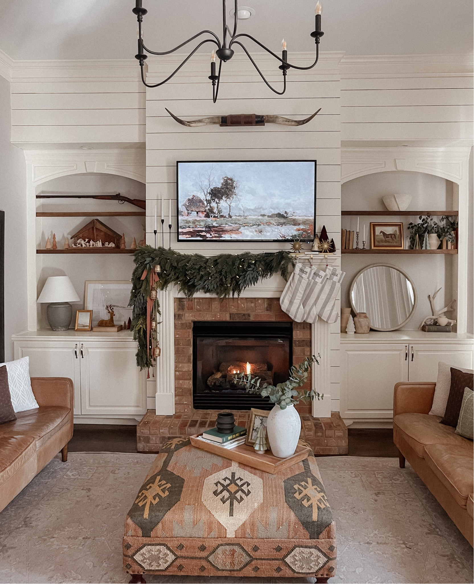 GARLAND HACK✨is it just me or is it impossible to find garland anywhere! Ok, so if you want a garland like this I did find a garland from @hobbylobby that can imitate this look! Do not look for it in the Christmas section. It will be located in the floral section in hobby lobby where all the garlands are. You can always add cedar and some Christmas branches to it to make it look more Christmassy…  I hope this helps! I did linked some of this stuff in my bio and stories. 

#LTKHoliday #LTKhome #LTKSeasonal