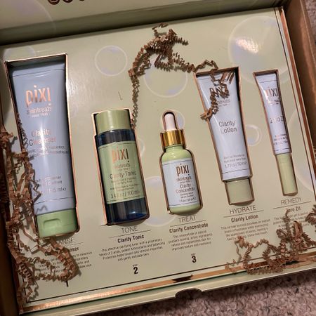 New finds from Pixi Beauty - their Clarity Collection! With the potent trio of salicylic, lactic and glycoli acids to re-balance and rehydrate skin! #competition

#LTKunder50 #LTKbeauty #LTKFind
