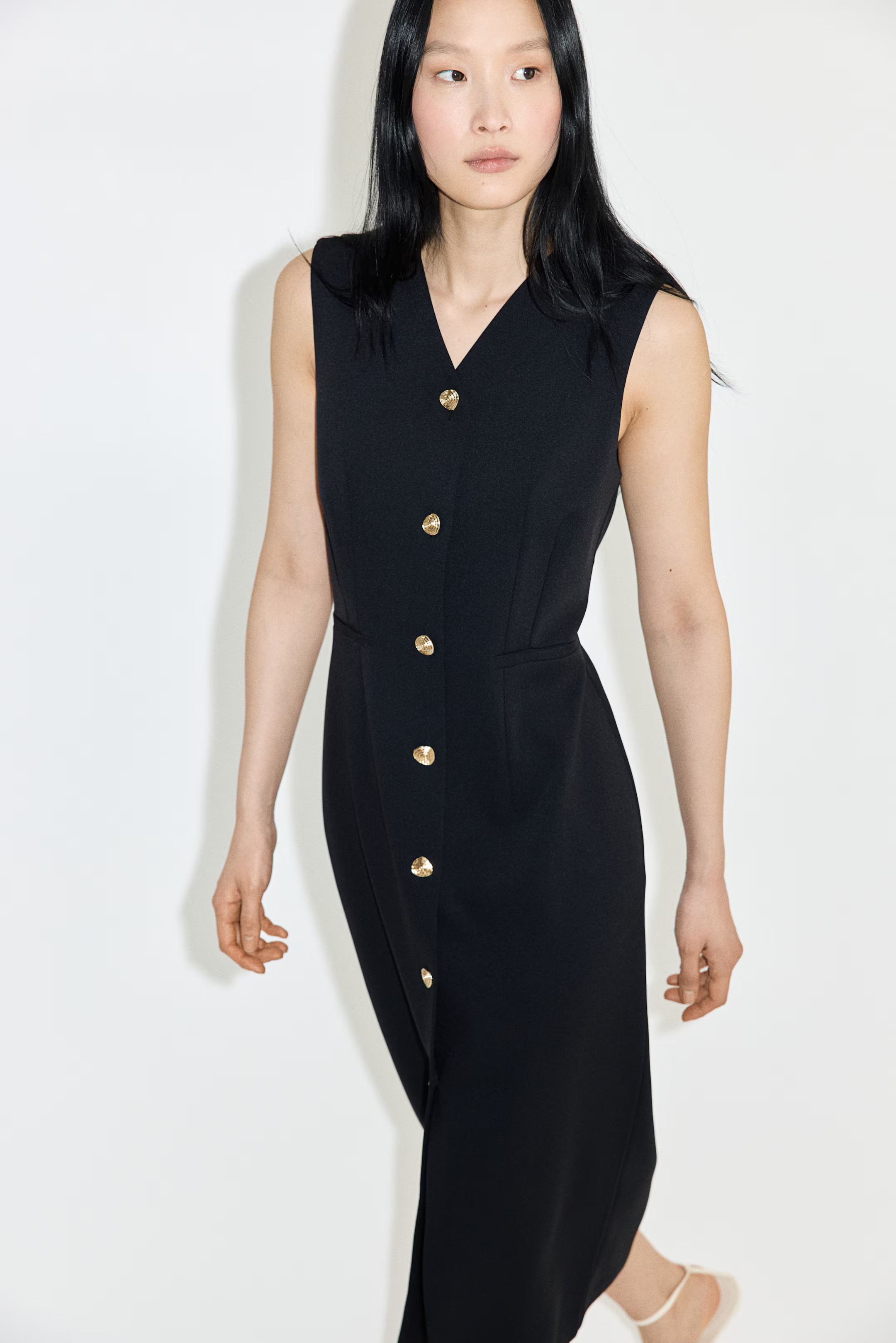 Tailored button-front dress | H&M (UK, MY, IN, SG, PH, TW, HK)