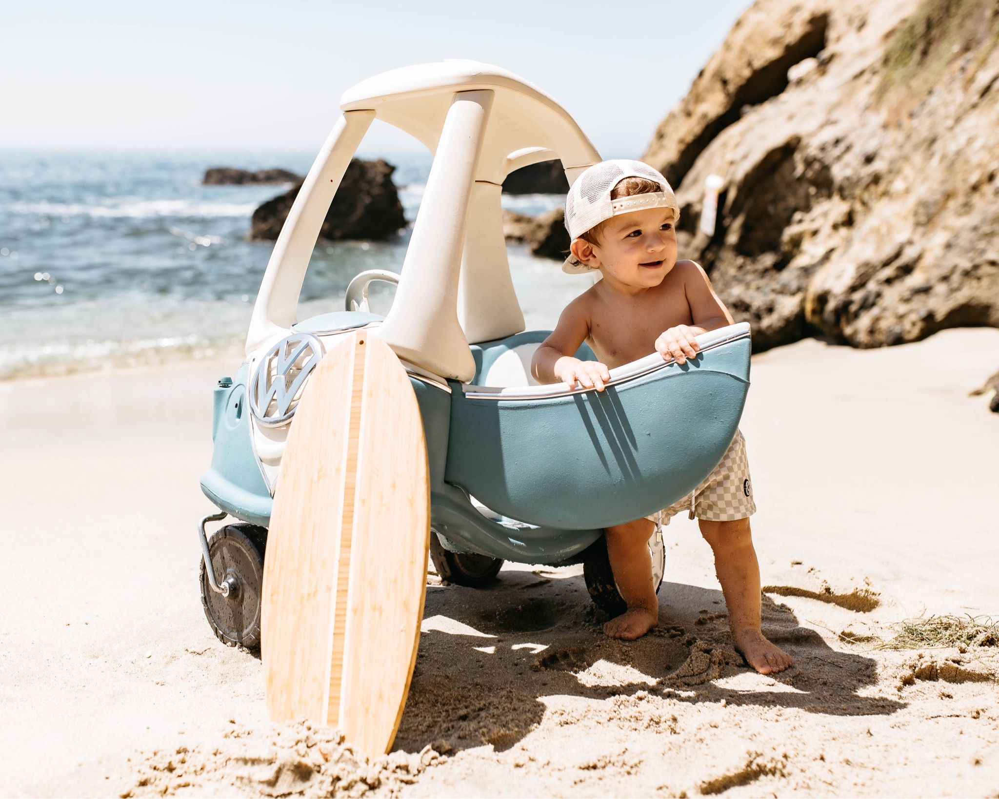 Austin’s DIY #volkswagen surfer car 🌊

This project was so much fun & really not too hard! I absolutely LOVE the way everything came out!

#littletikes #surfparty #surfer #littletikesmakeover 

#LTKbaby #LTKfamily #LTKkids