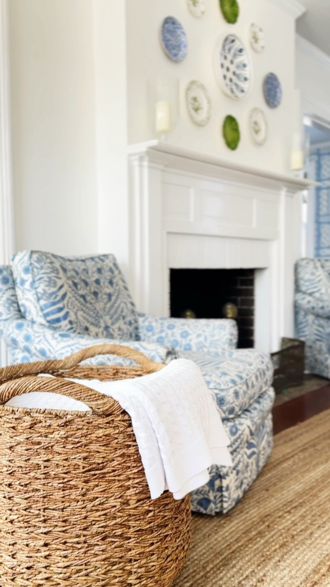 I was so excited to get a sneak peek at @brunchwithbabs’ collection with @birchlane and spruce up our home with a few new finds for spring! 🌸 #ad #birchlanepartner #mybirchlane 

#LTKStyleTip #LTKHome #LTKFindsUnder100