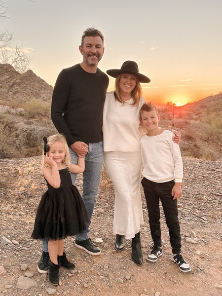 Elevated Family photo shoot in the desert. Holiday cards are gunna be lit this year.
Shay: minimalist folk + target boots
Dad: Rag & Bone, AG denim + clae boots
Mom: Britton Hat, Free People sweater, Nuuly skirt by anthro, skims bodysuit (not pictured) and Golden Goose boots
Finn: Zara and those Nike pandas 

#LTKSeasonal #LTKfamily #LTKstyletip