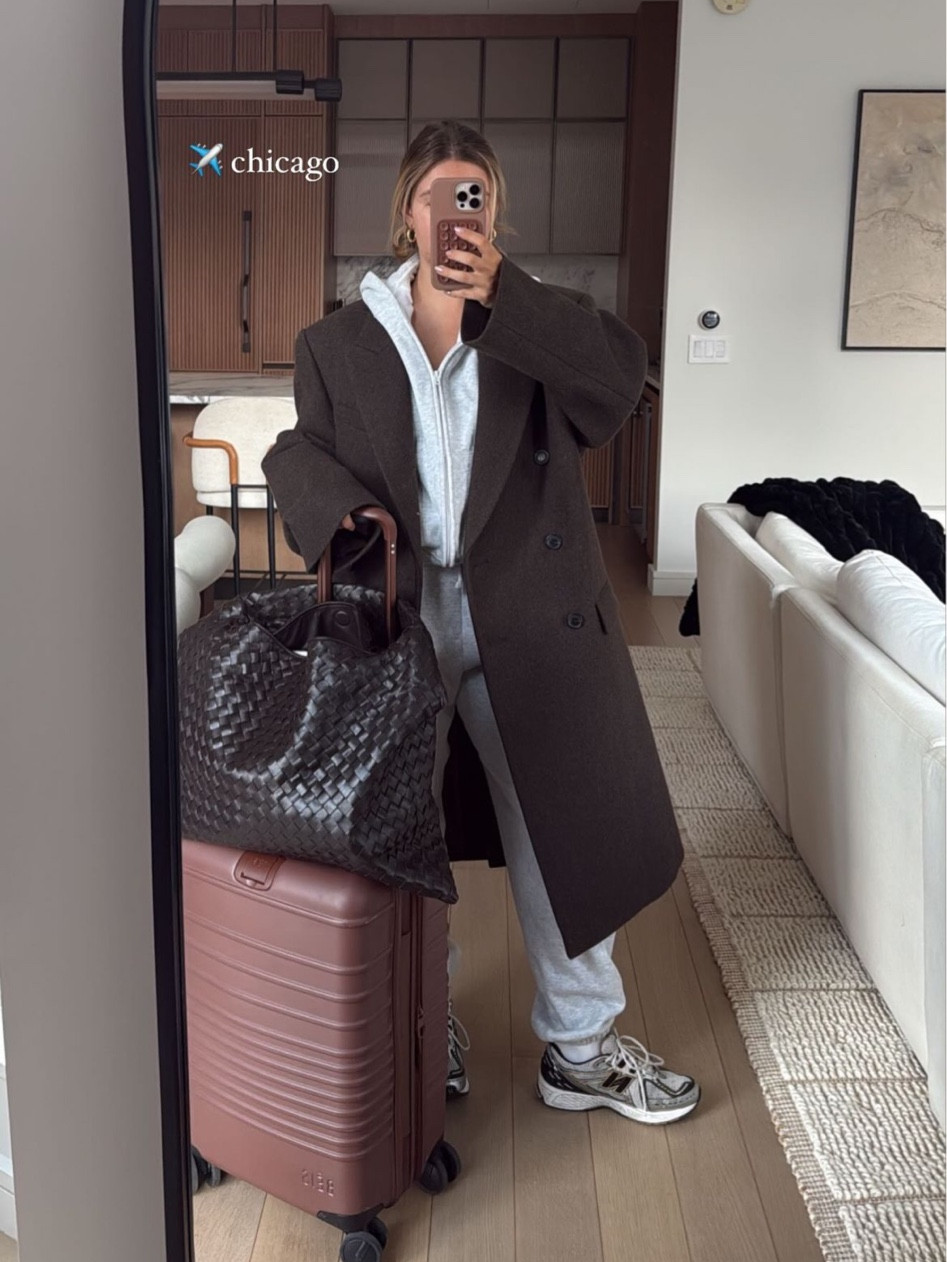 ✈️ Chicago 

#LTKStyleTip #LTKTravel #LTKItBag