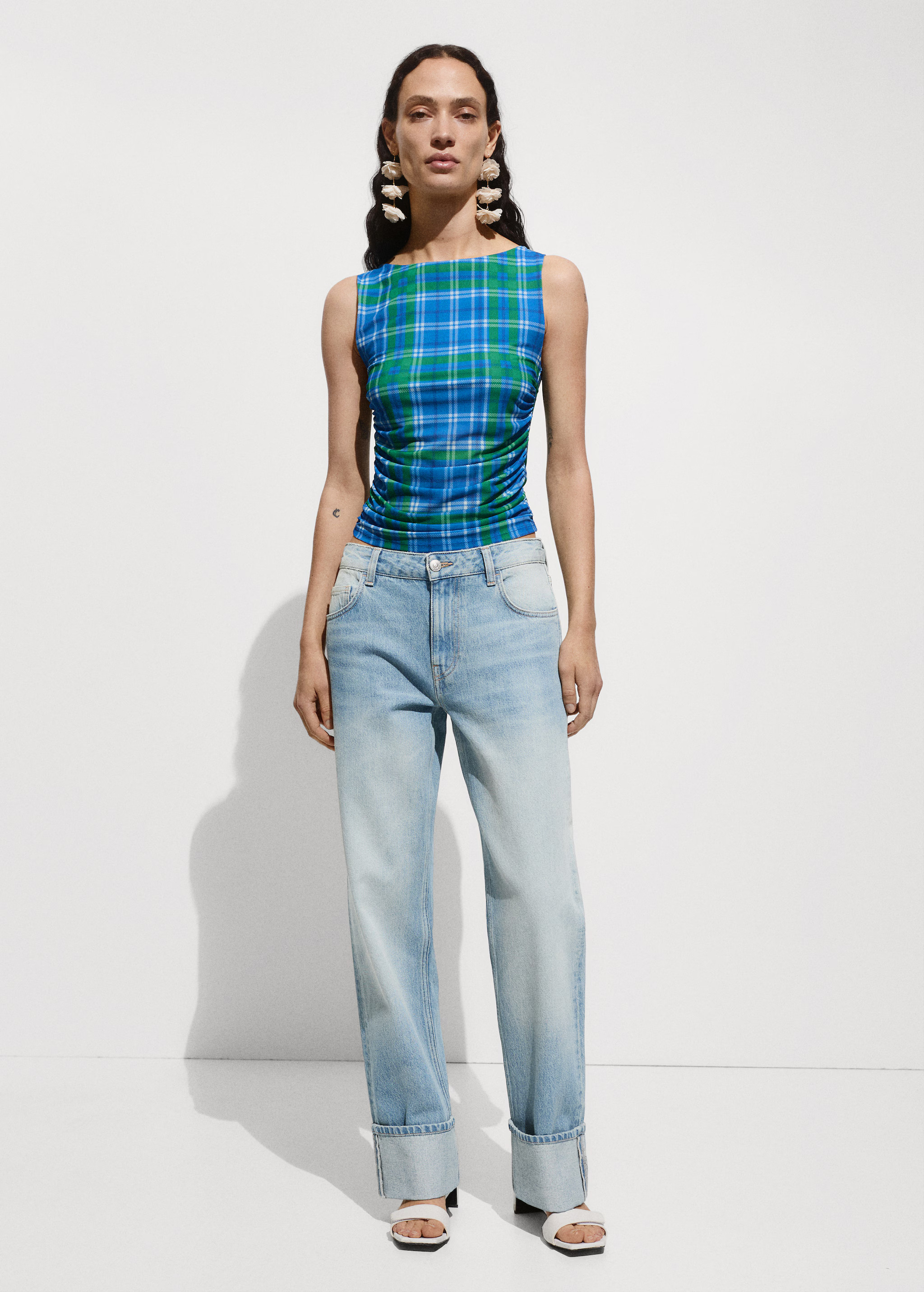 Turned-up straight jeans - Woman | MANGO USA | MANGO (US)