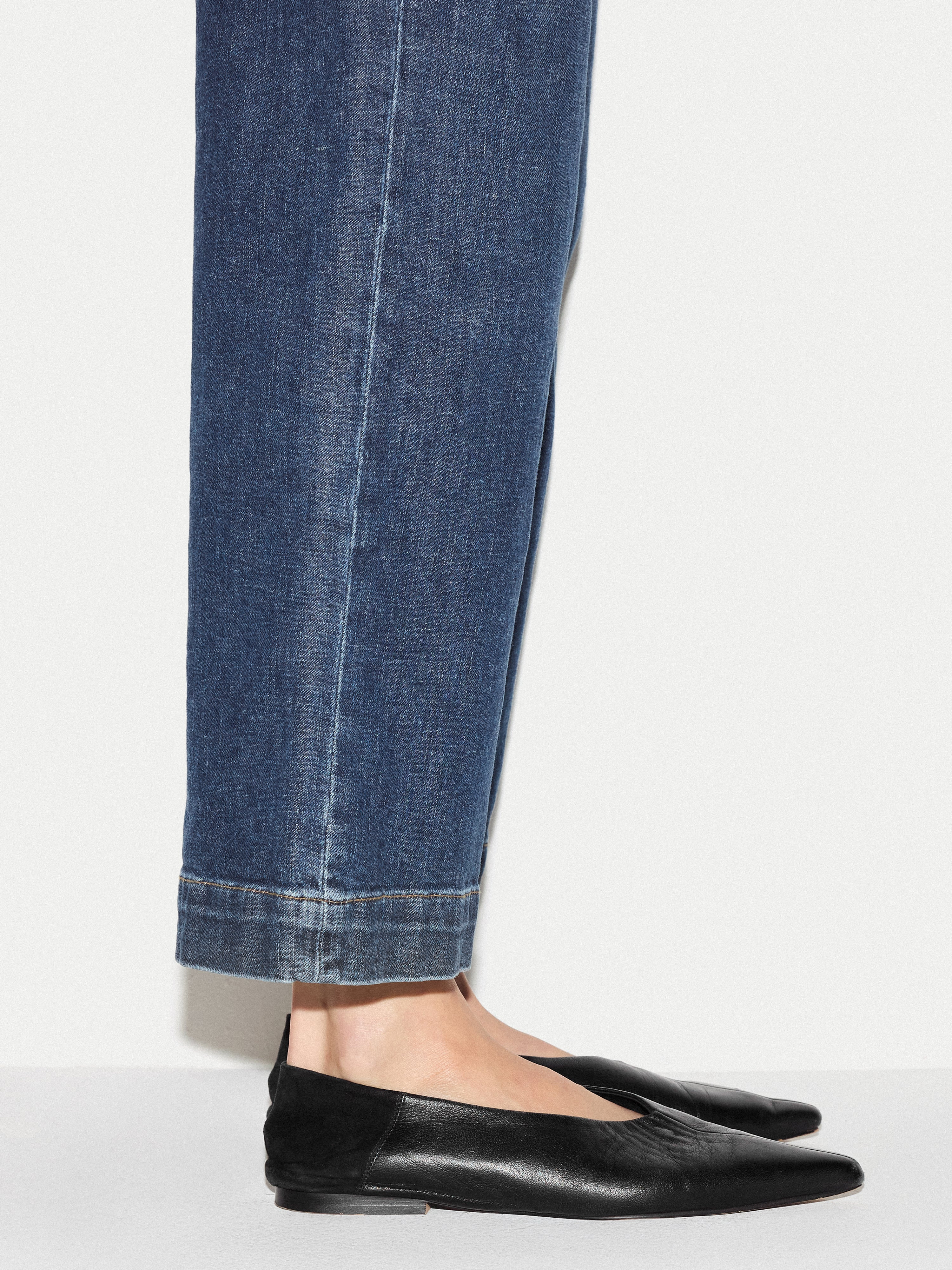 Linnie Flat Pointed Ballerina | Black | Jigsaw (UK)