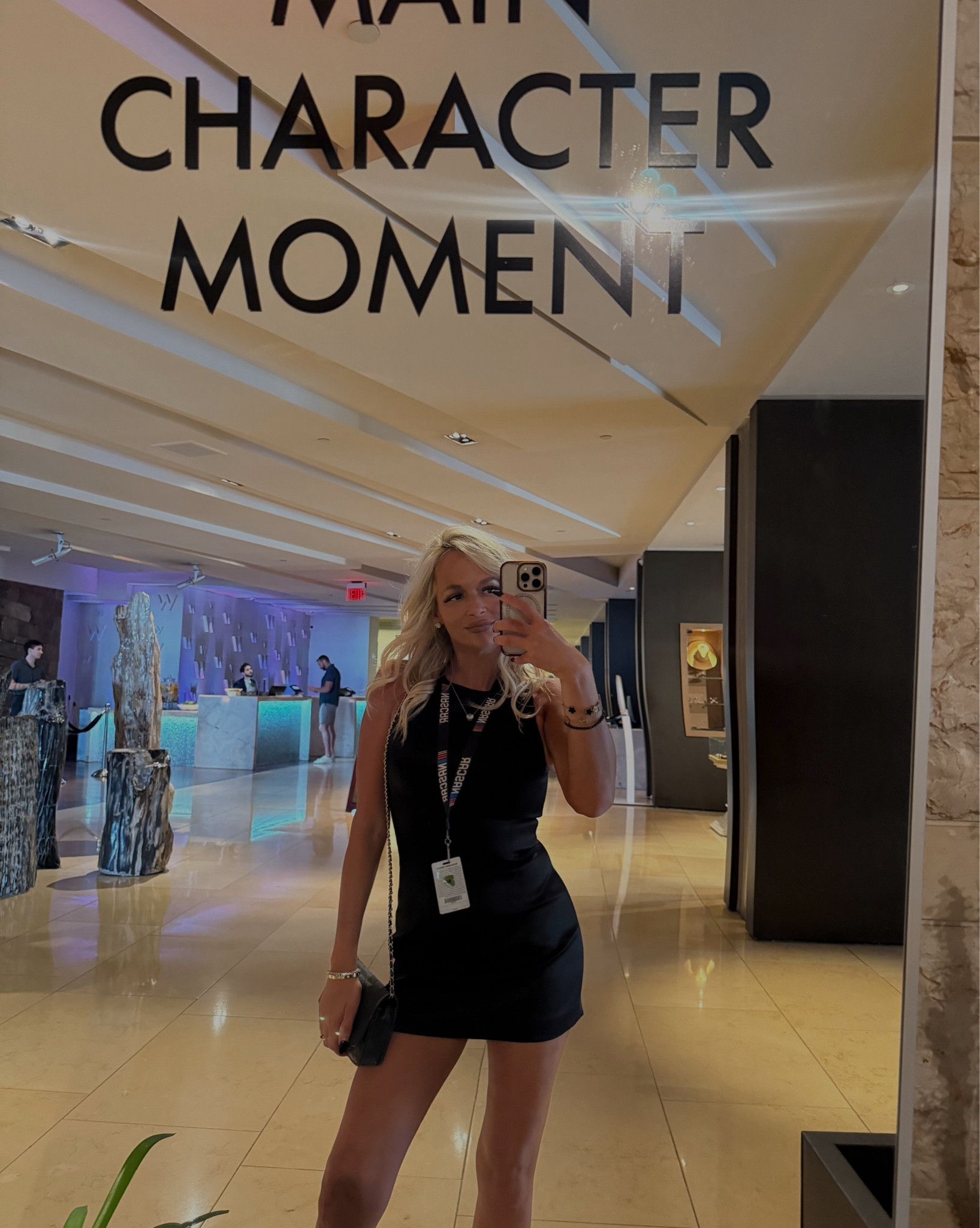 Satin little black dress 🖤
#aritzia 