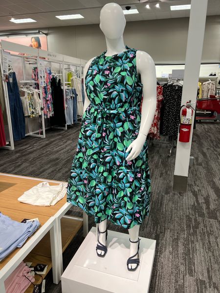 The prettiest summer floral
Plus size dress at Target #targetstyle 

#LTKStyleTip #LTKFindsUnder50 #LTKPlusSize