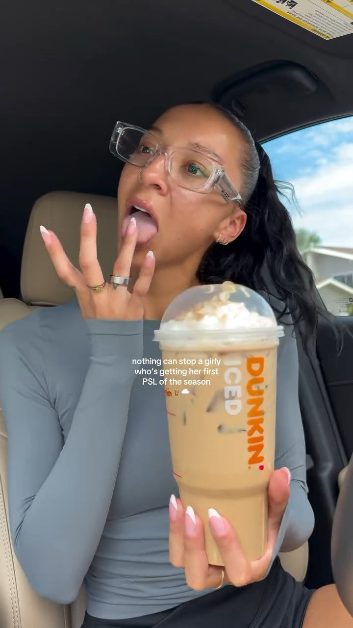 it’s pumpkin spice latte season it’s gilmore girls season it’s spooky season HAPPY FALL Y’ALL ☁️🧋🍂