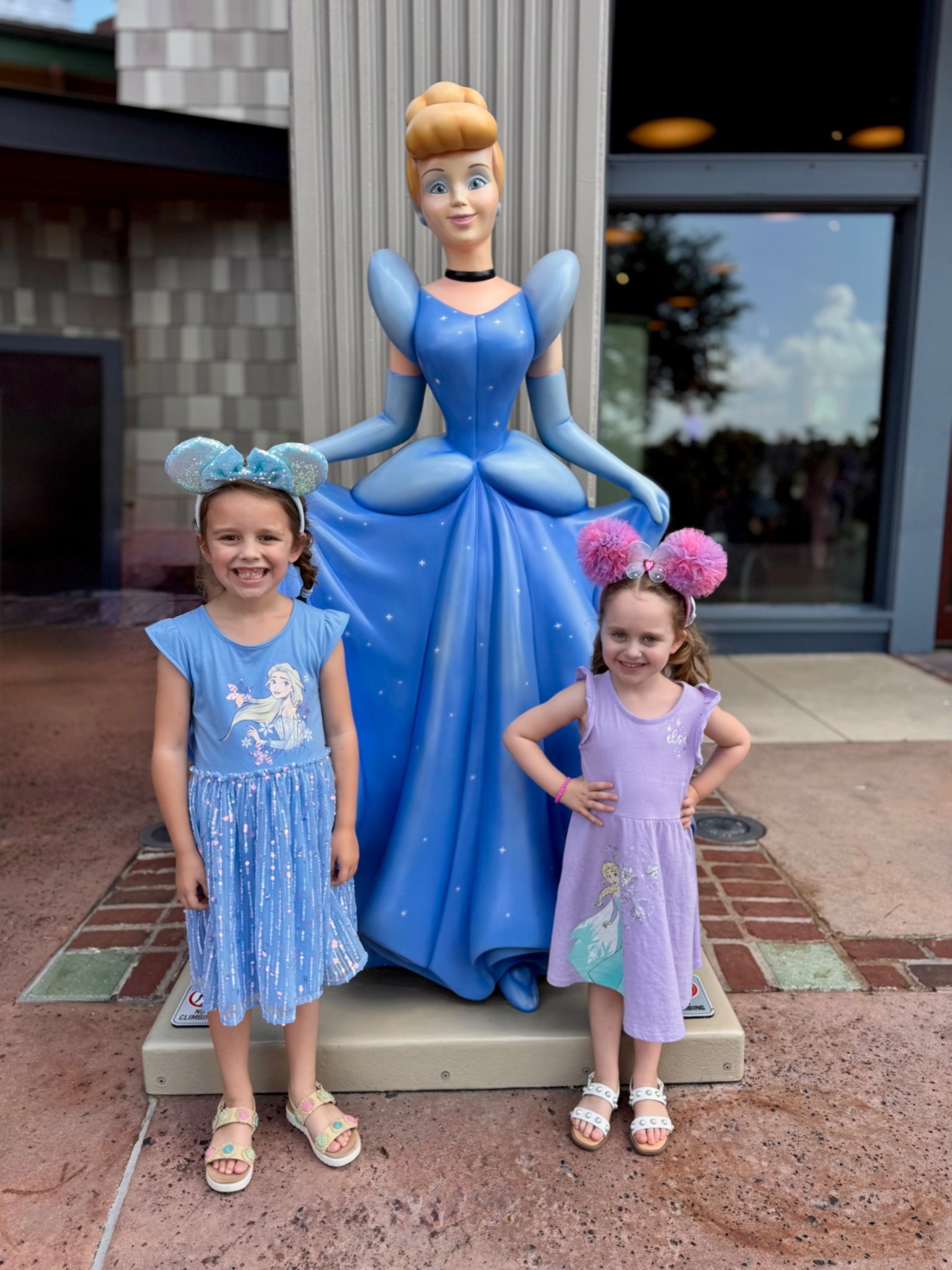 Disney world outfit inspo epcot magic kingdom Hollywood studios animal kingdom theme park style universal studios Orlando Florida epic universe travel vacation Harry Potter

#LTKKids #LTKTravel #LTKFamily