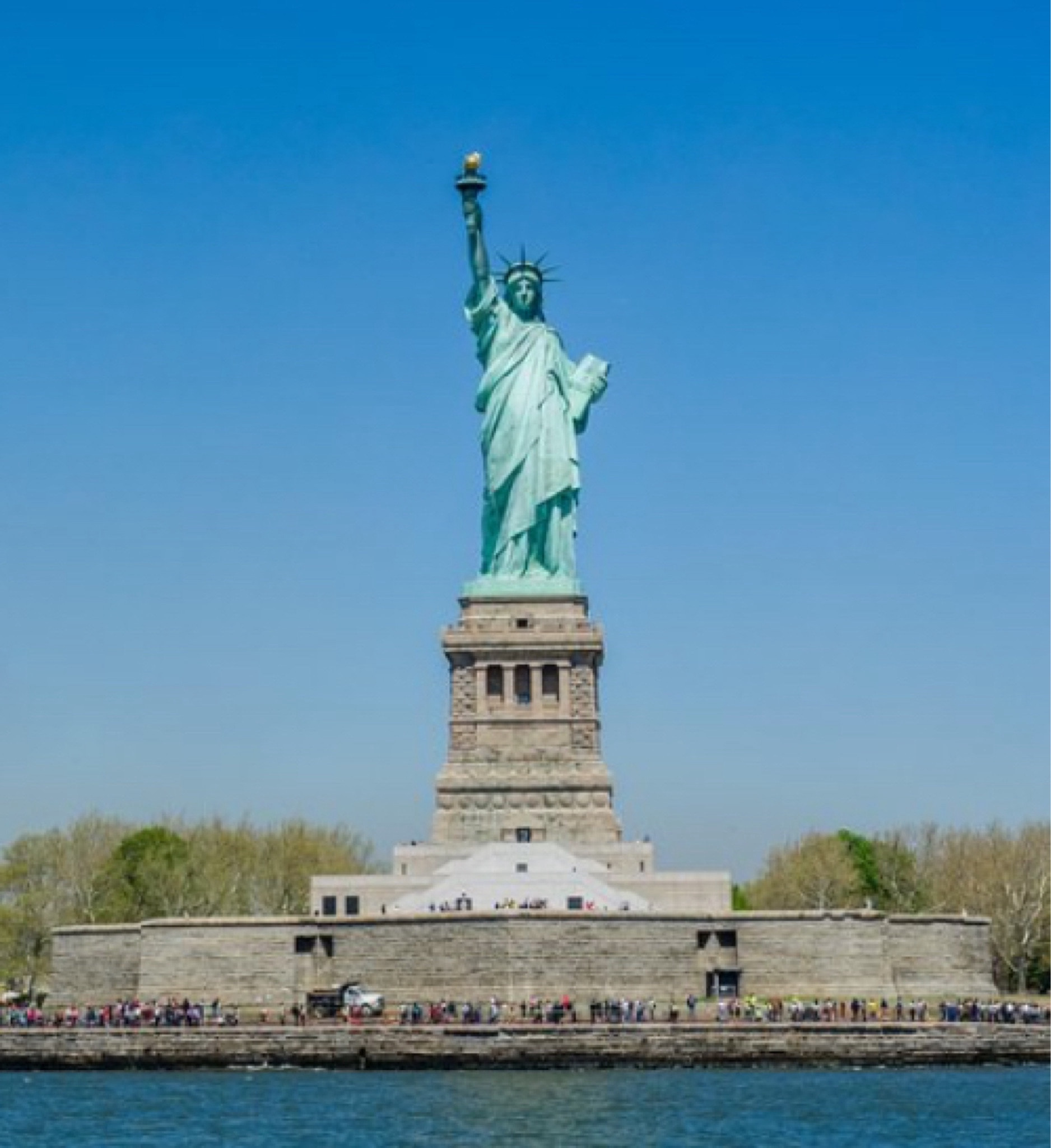 New York City Statue of Liberty Super Express Cruise. This 50-minute sightseeing cruise from Pier 16 on John Street the absolute fastest way to get an up close view of Lady Liberty from the water. Available on the hour, every hour choose the time that suits you best. Get your camera ready to snap once in a lifetime pictures! 📸🗽🍎

#LTKU #LTKtravel